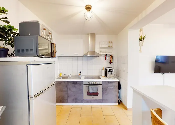 Апартаменты Vinodino Нойштадт-ан-дер-Вайнштрасе